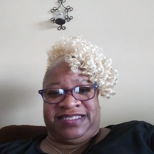 Meet your Posher, Bernetta